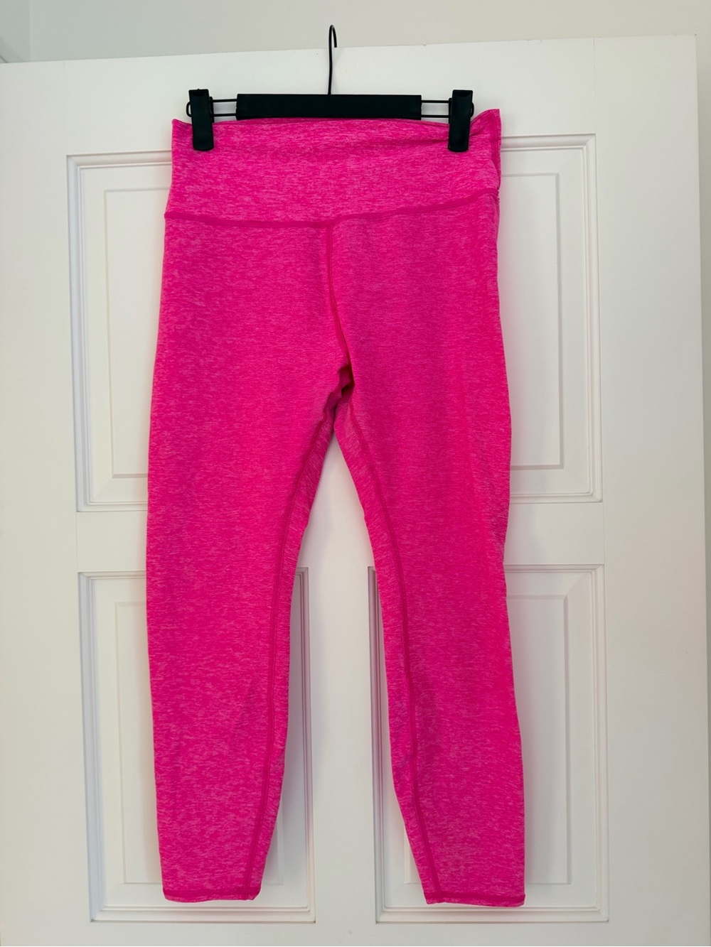 ALO Women’s Hot Pink Active Leggings